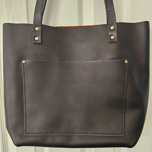 Portland Leather Medium Tote - Picture 3 of 8